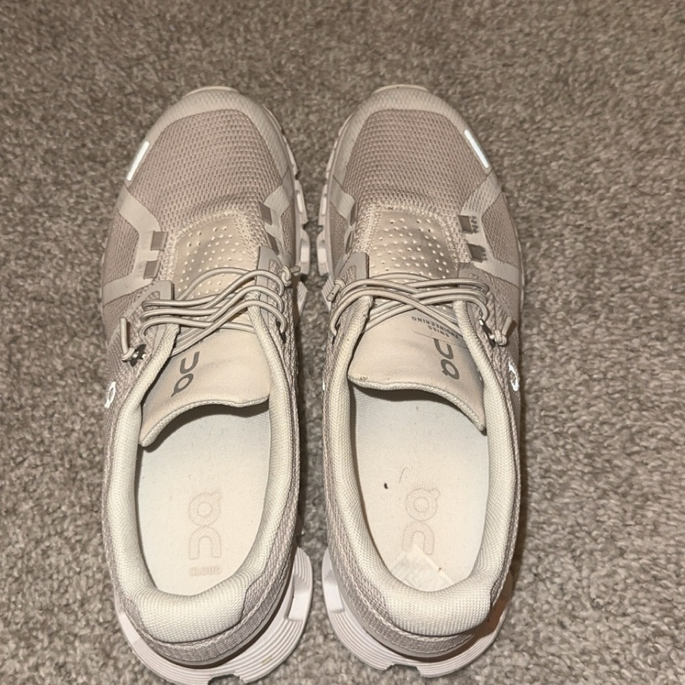 On Running Sneakers